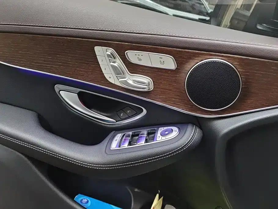 2021 Mercedes-Benz GLC 260 L 4MATIC Luxury — миниатюра 7