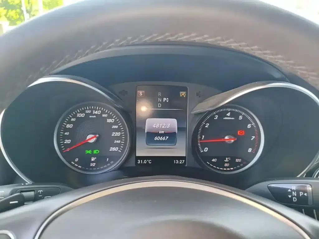 2017 Mercedes-Benz GLC 260 4MATIC Luxury — миниатюра 12