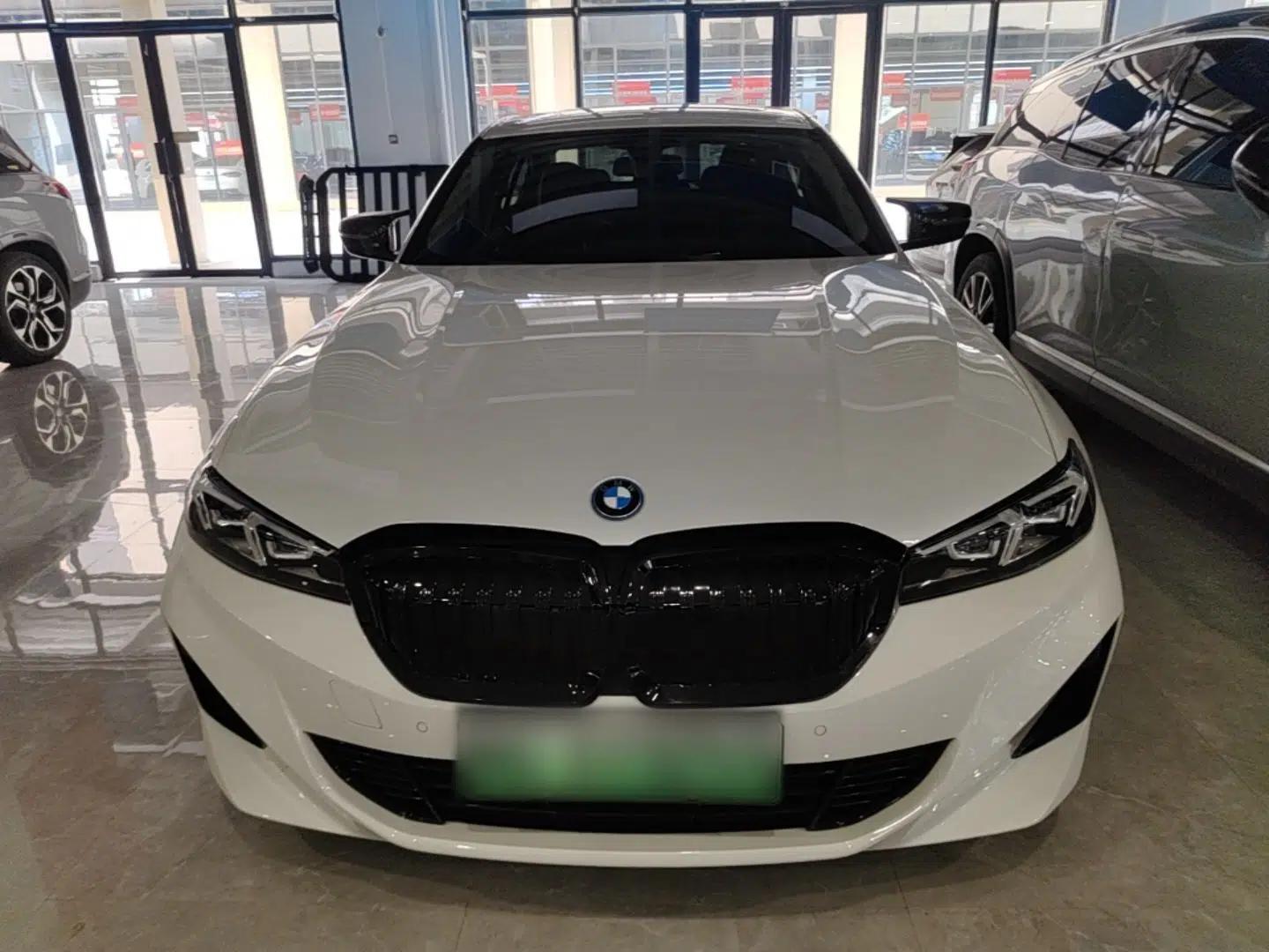 BMW i3 2024 eDrive 35 L — миниатюра 2