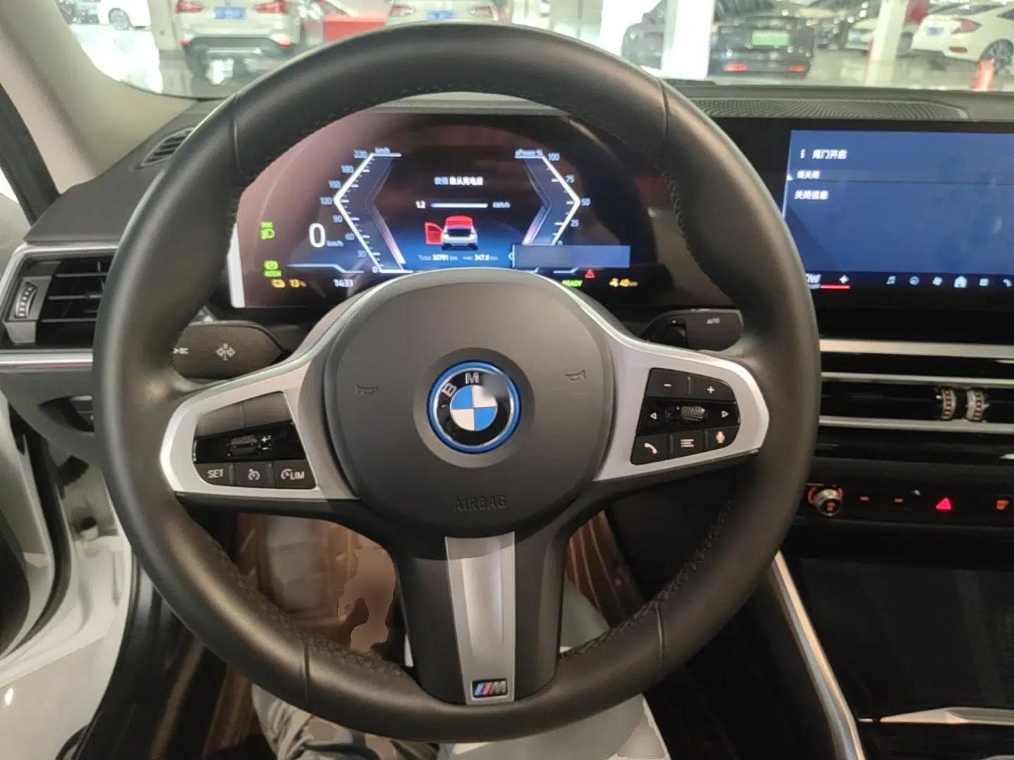 BMW i3 2024 eDrive 35 L — миниатюра 13