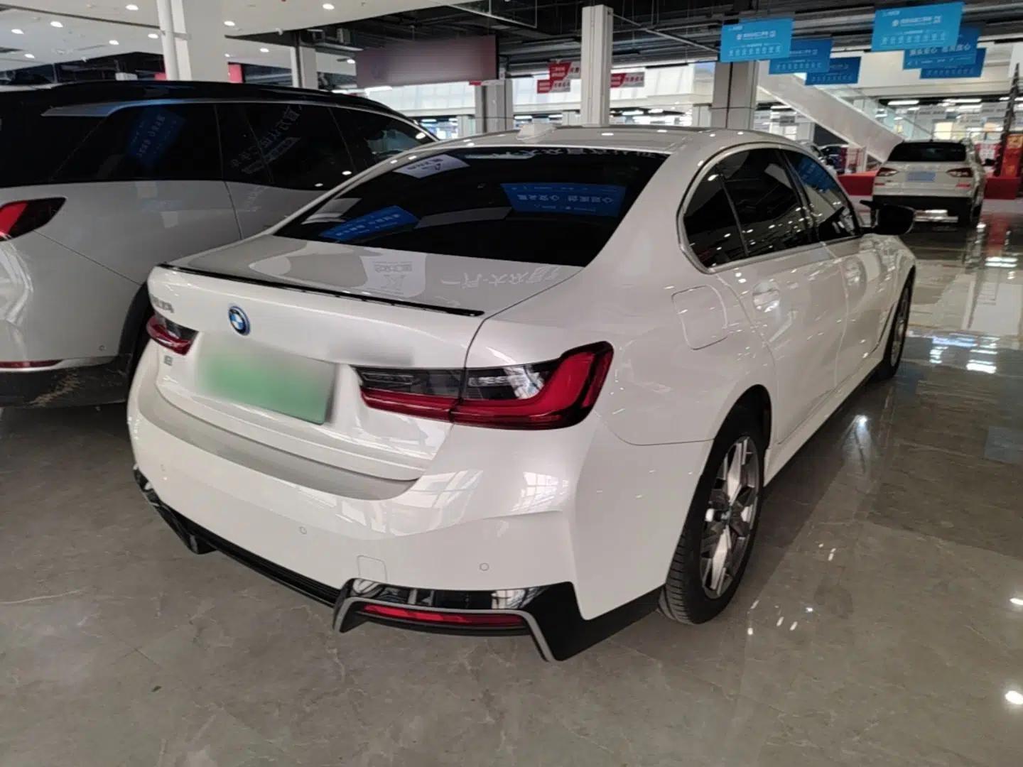 BMW i3 2024 eDrive 35 L — миниатюра 6