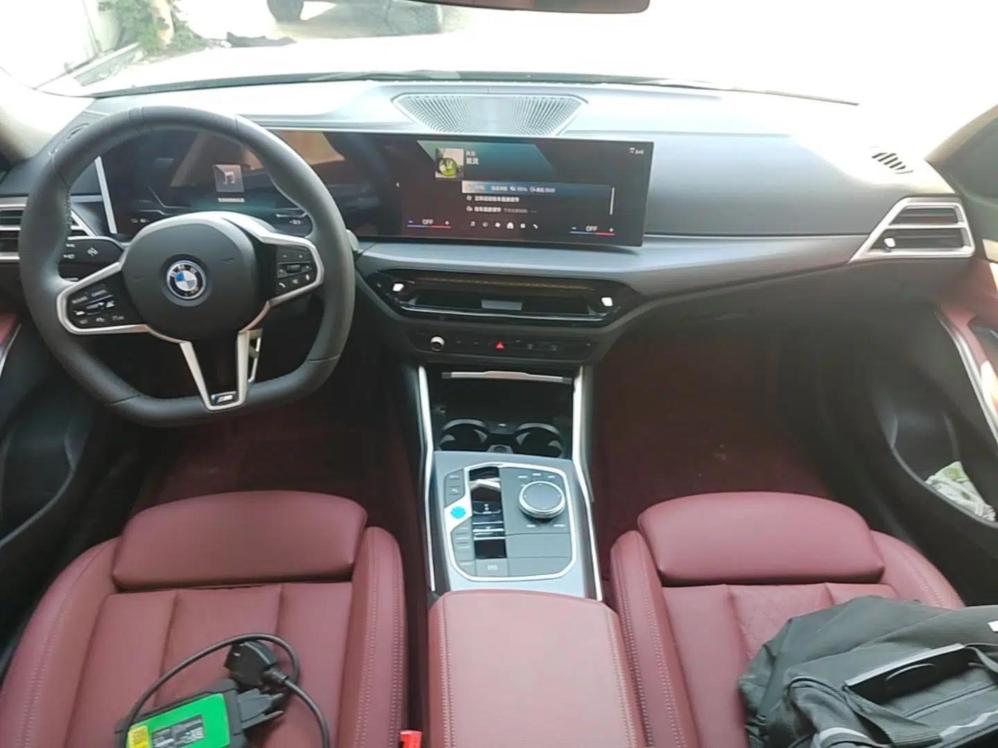 BMW i3 2025 eDrive 35 L — миниатюра 12