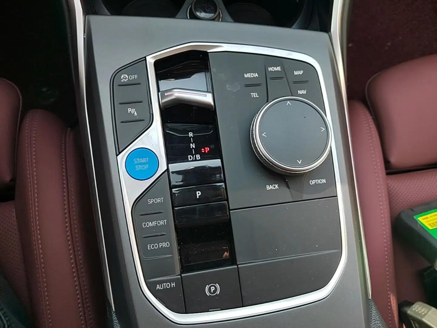 BMW i3 2025 eDrive 35 L — миниатюра 16