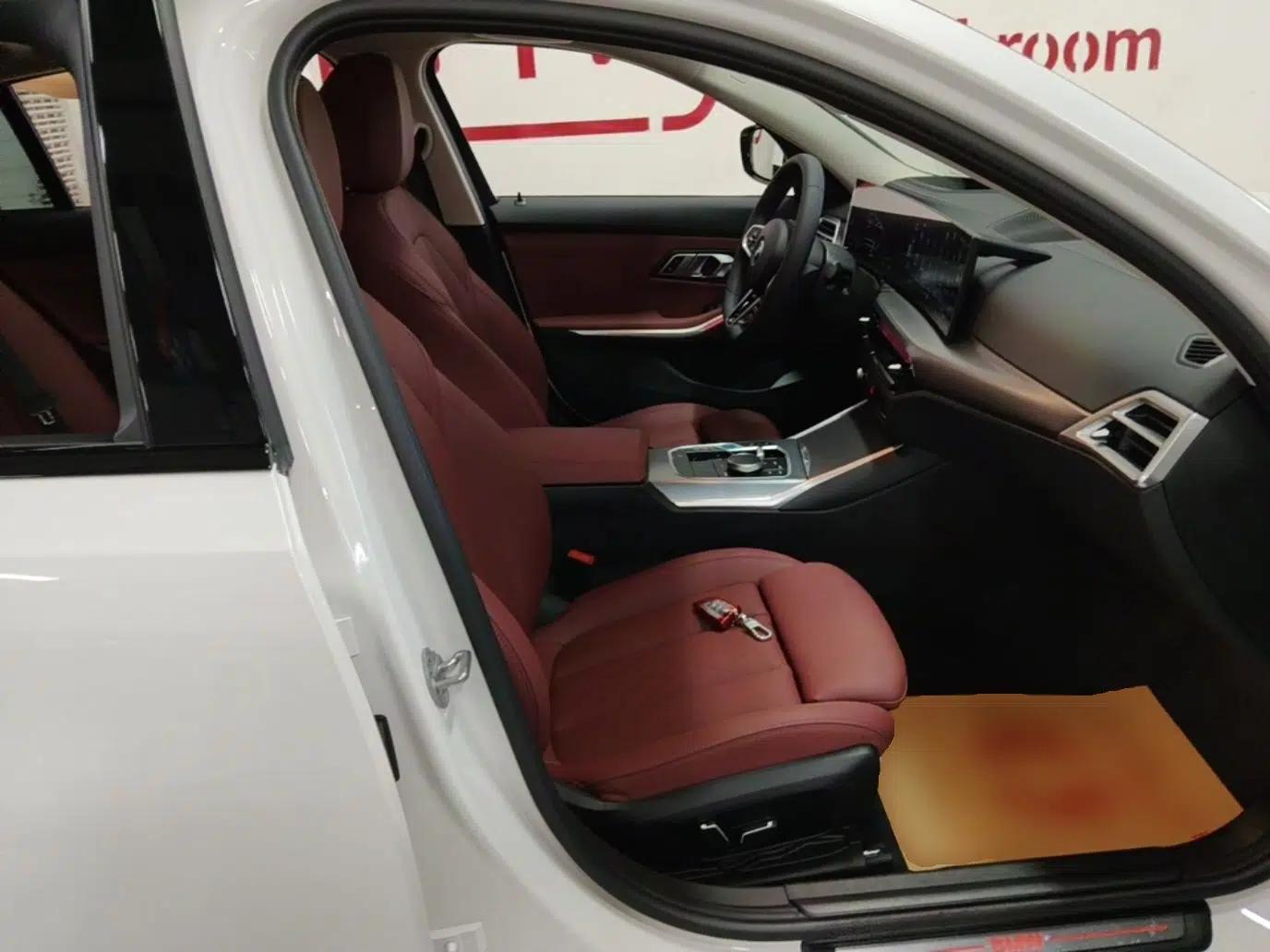BMW i3 2025 eDrive 40 L Midnight Sports Package — миниатюра 19