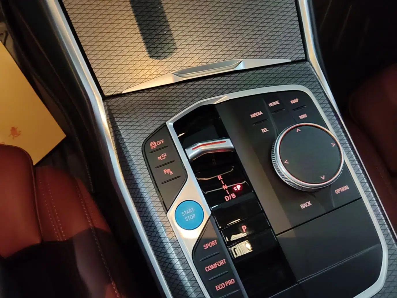 BMW i3 2025 eDrive 40 L Midnight Sports Package — миниатюра 16