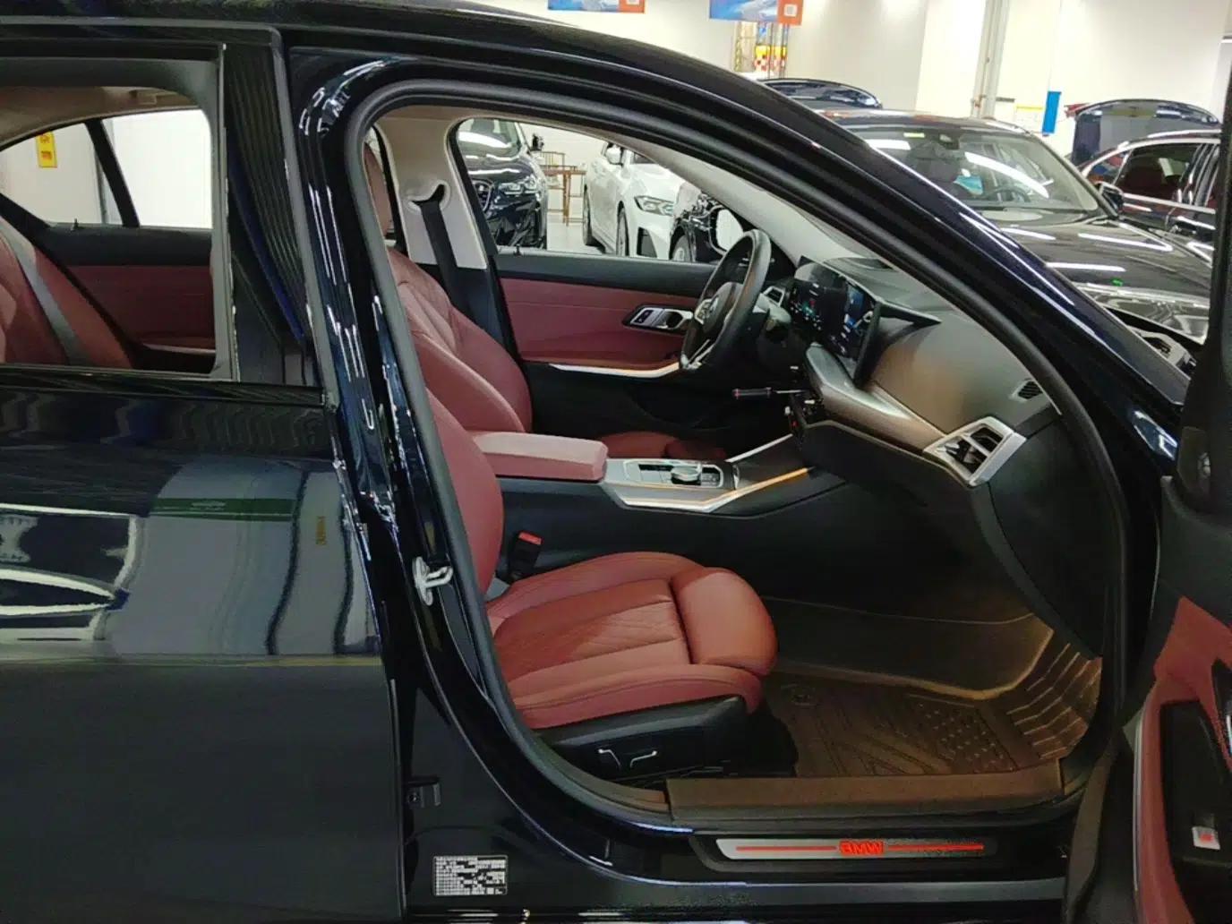 BMW i3 2025 eDrive 40 L Midnight Sports Package — миниатюра 19