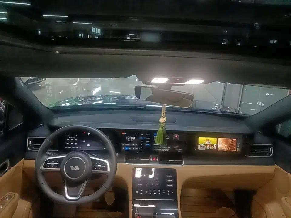 Li Auto ONE 2021 Extended-Range 6-Seater Version — миниатюра 12