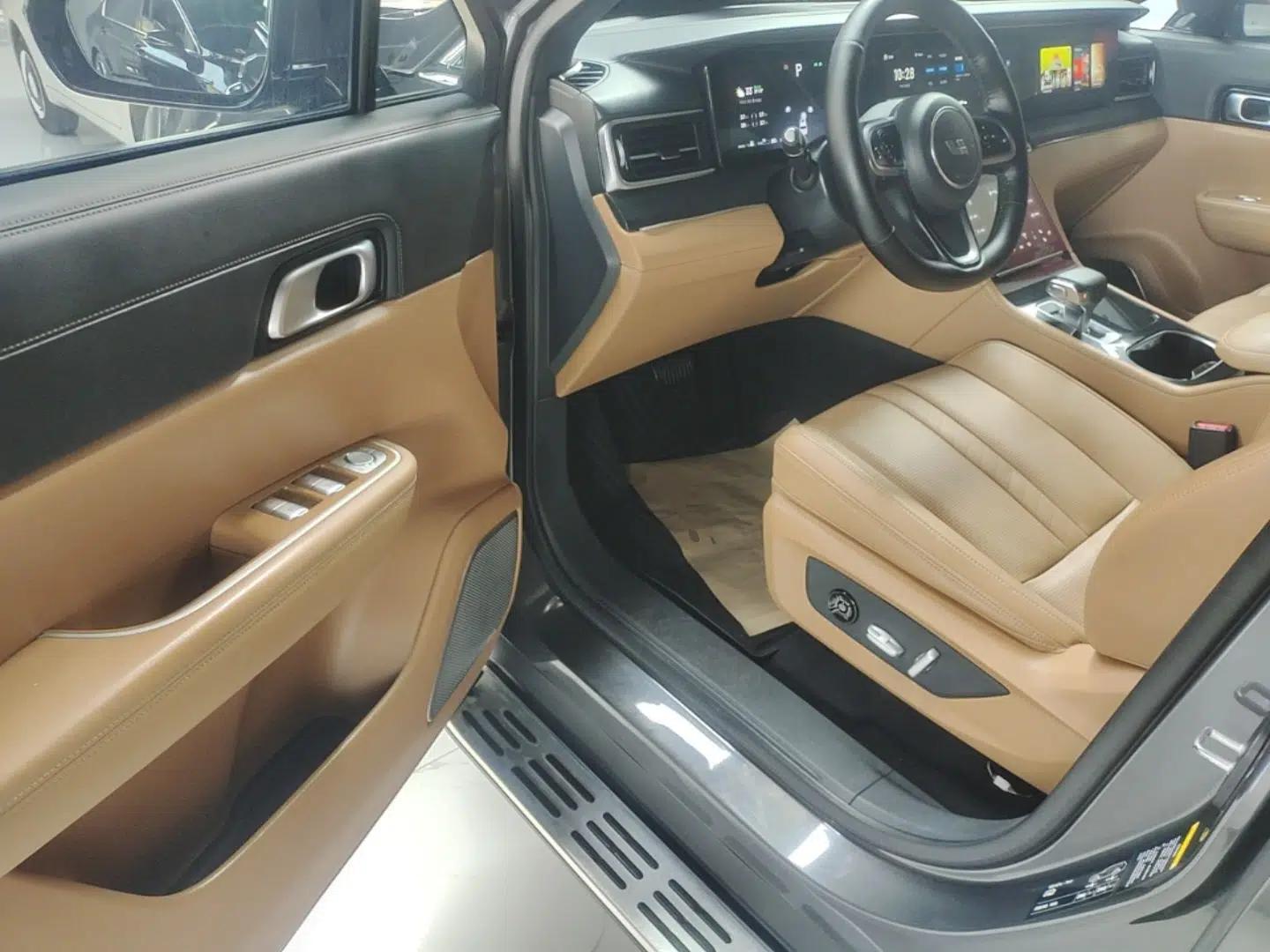 Li Auto ONE 2020 Range-Extended 7-Seater Version — миниатюра 18