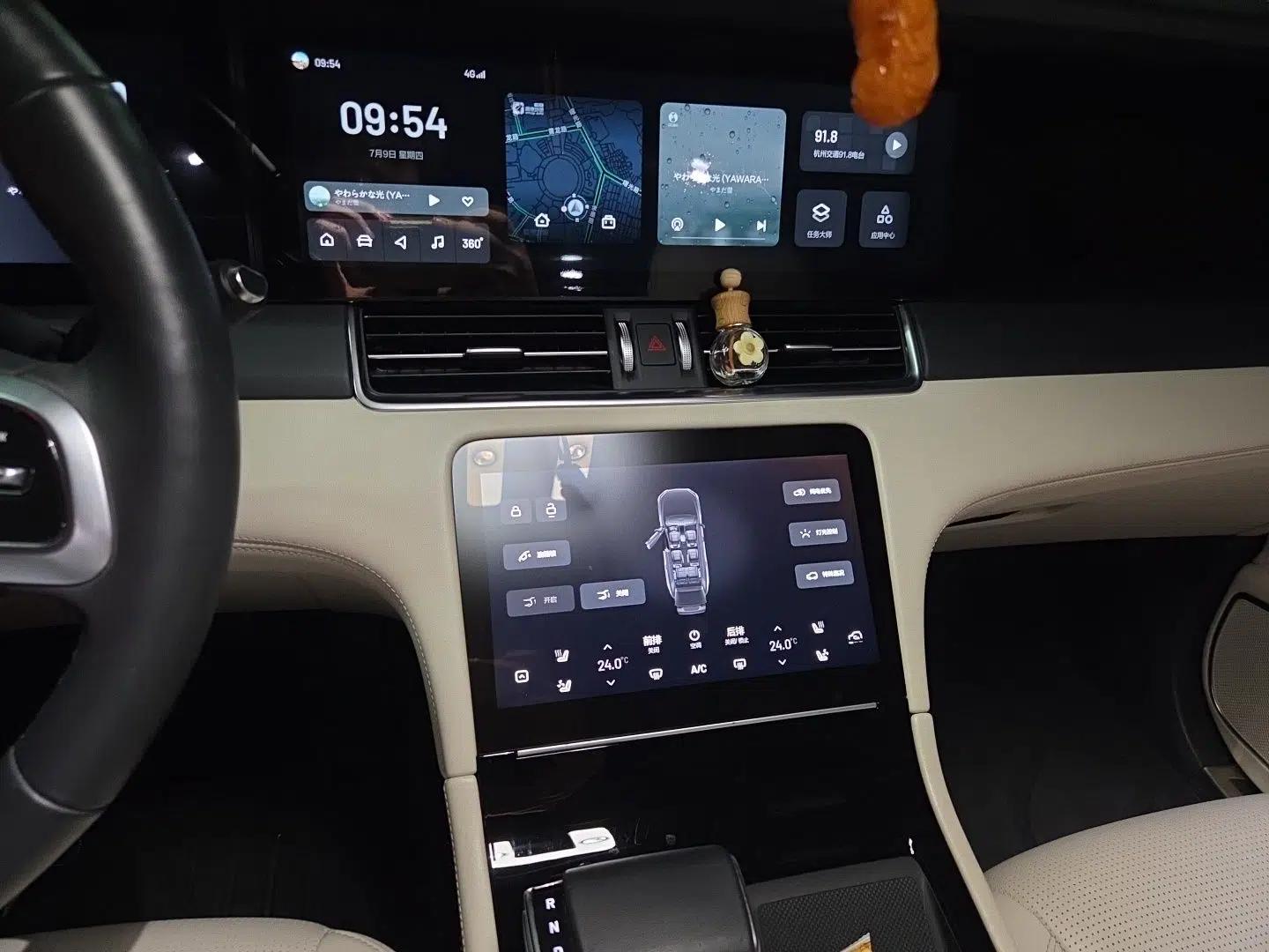 Li Auto ONE 2021 Extended-Range 6-Seater Version — миниатюра 13