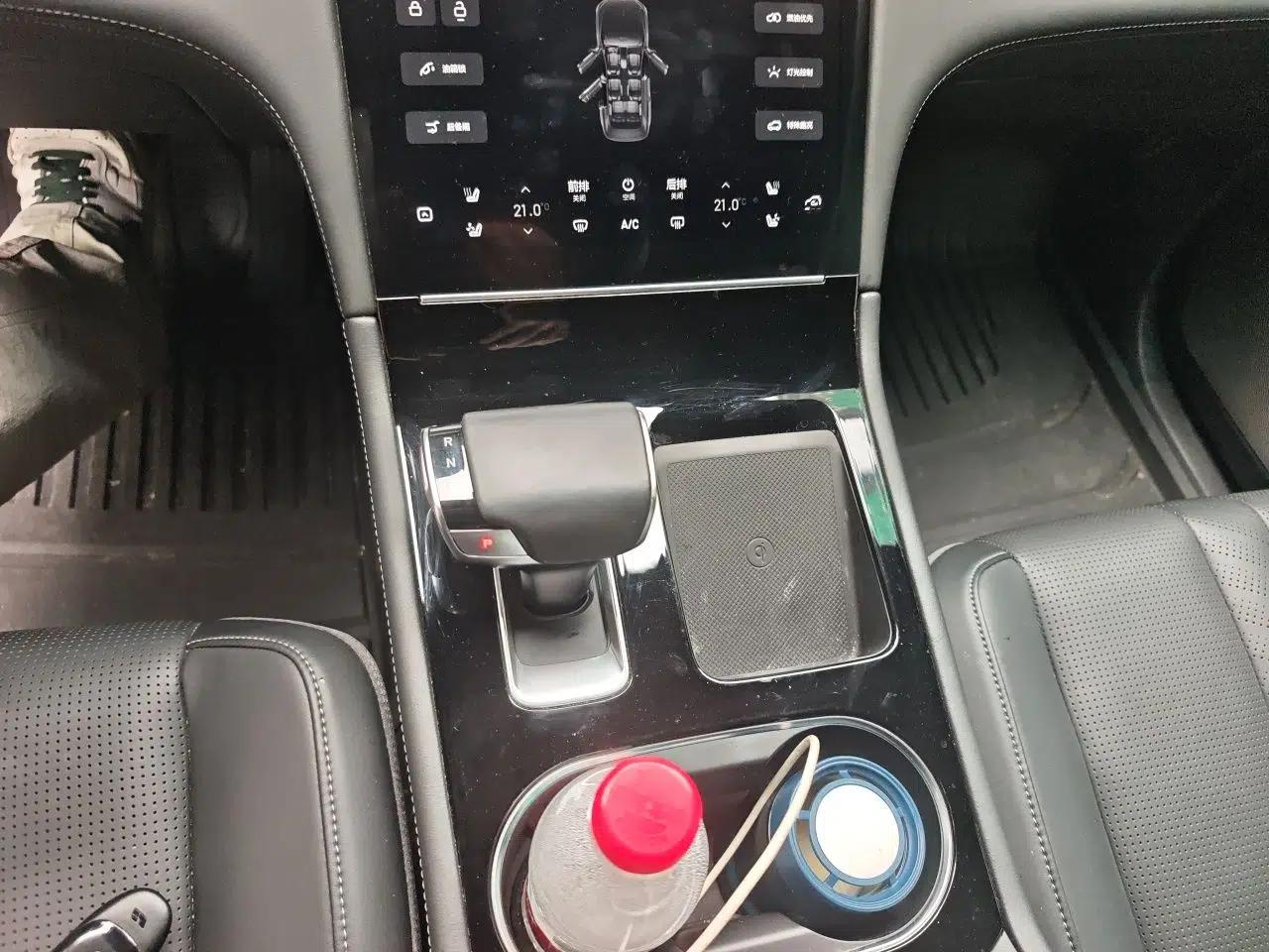 Li Auto ONE 2020 Extended-Range 6-Seater Version — миниатюра 14