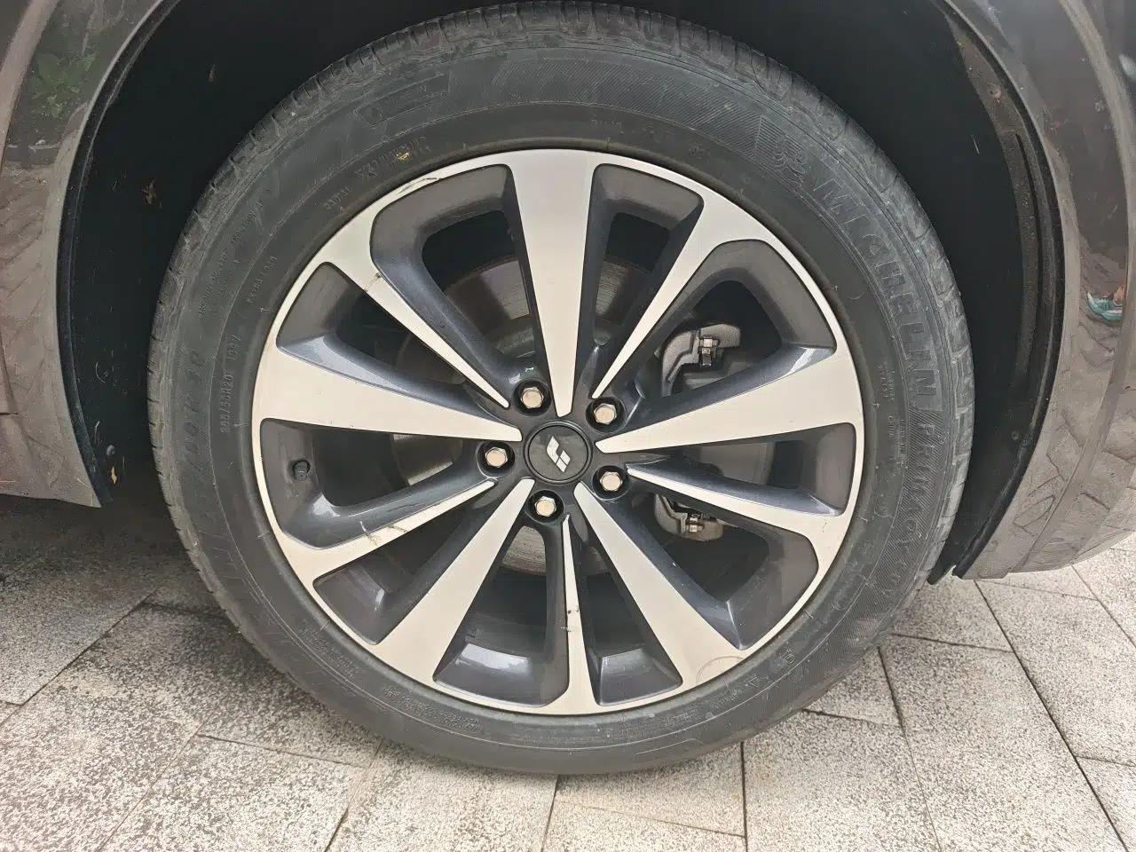 Li Auto ONE 2020 Extended-Range 6-Seater Version — миниатюра 8
