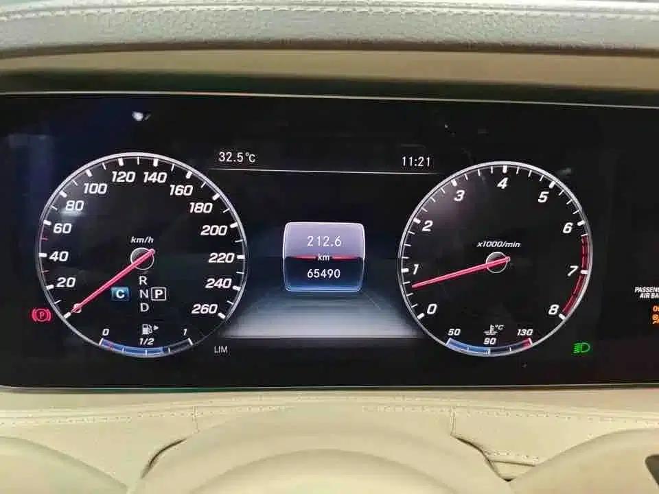 Maybach S-Class 2018 S 560 4MATIC — миниатюра 6