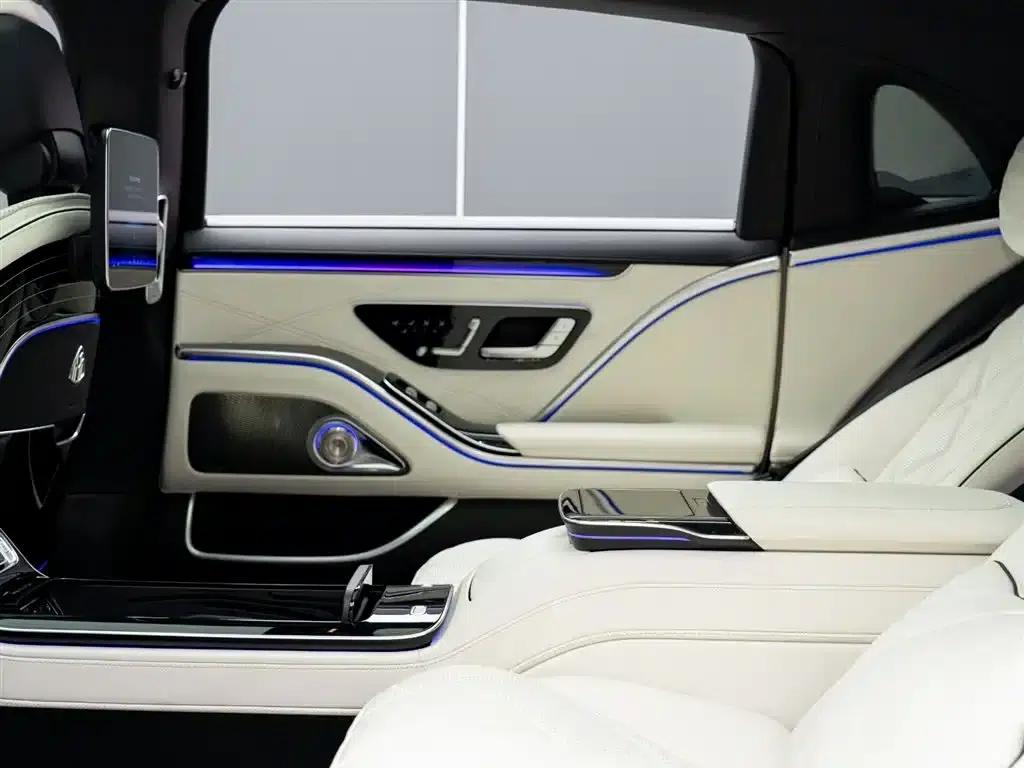 Maybach S-Class 2023 S 580 4MATIC — миниатюра 18