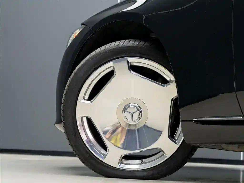 Maybach S-Class 2023 S 580 4MATIC — миниатюра 7