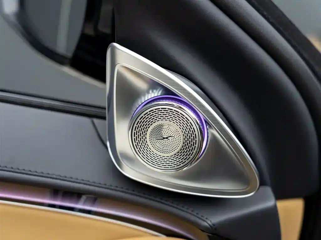 Maybach S-Class 2022 S 680 4MATIC Virgil Abloh Limited Edition — миниатюра 11