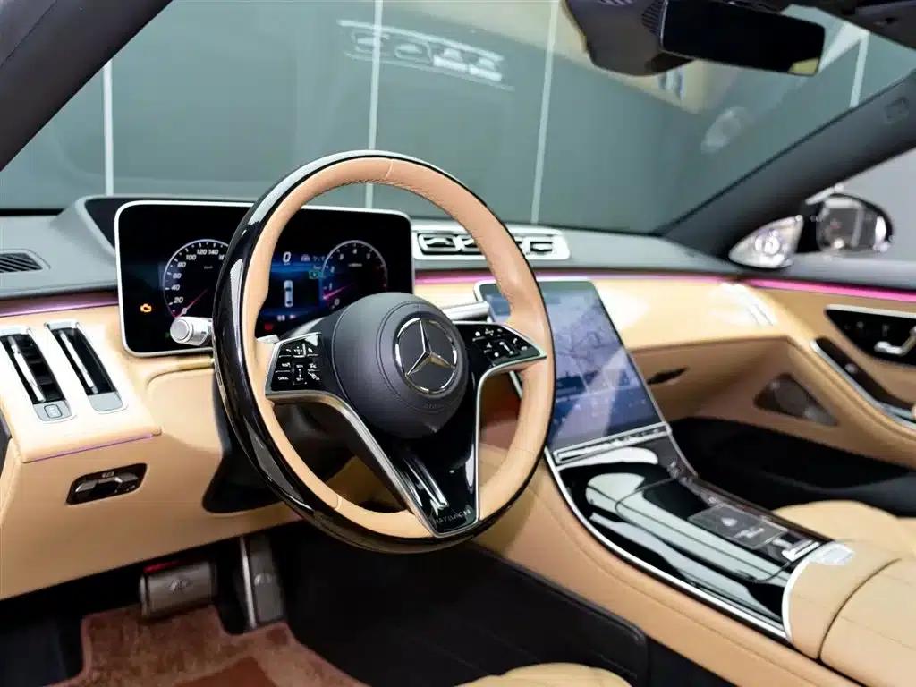 Maybach S-Class 2022 S 680 4MATIC Virgil Abloh Limited Edition — миниатюра 13