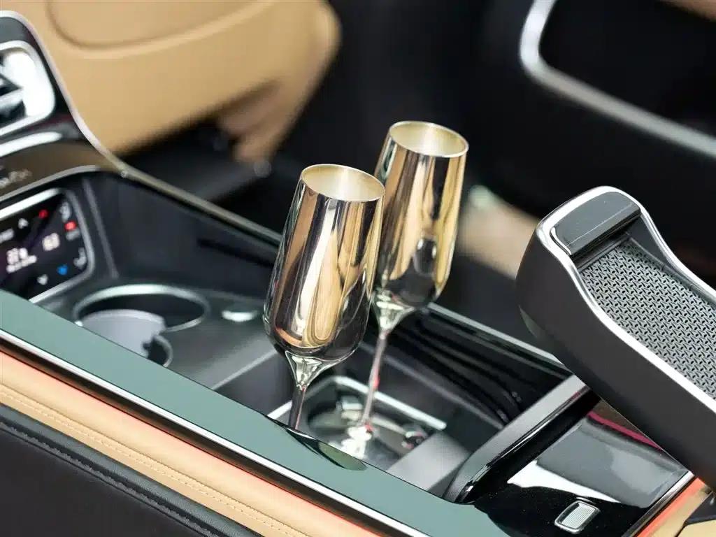 Maybach S-Class 2022 S 680 4MATIC Virgil Abloh Limited Edition — миниатюра 17