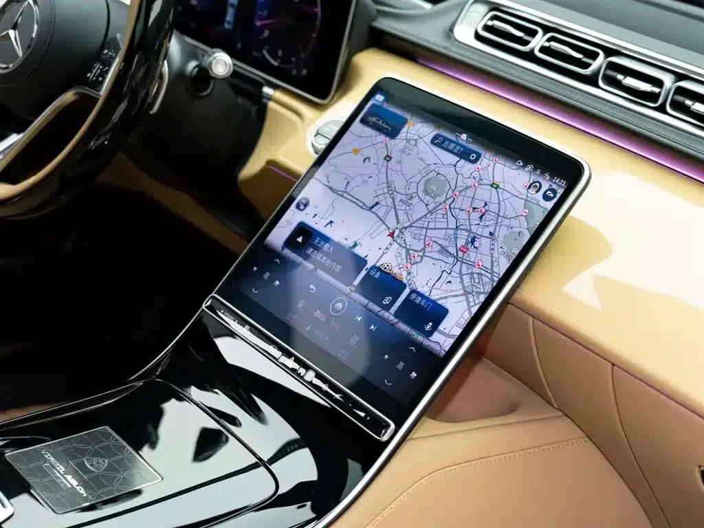 Maybach S-Class 2022 S 680 4MATIC Virgil Abloh Limited Edition — миниатюра 30