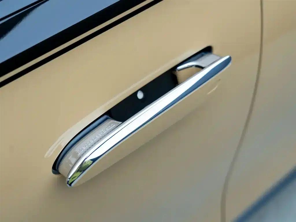 Maybach S-Class 2022 S 680 4MATIC Virgil Abloh Limited Edition — миниатюра 4