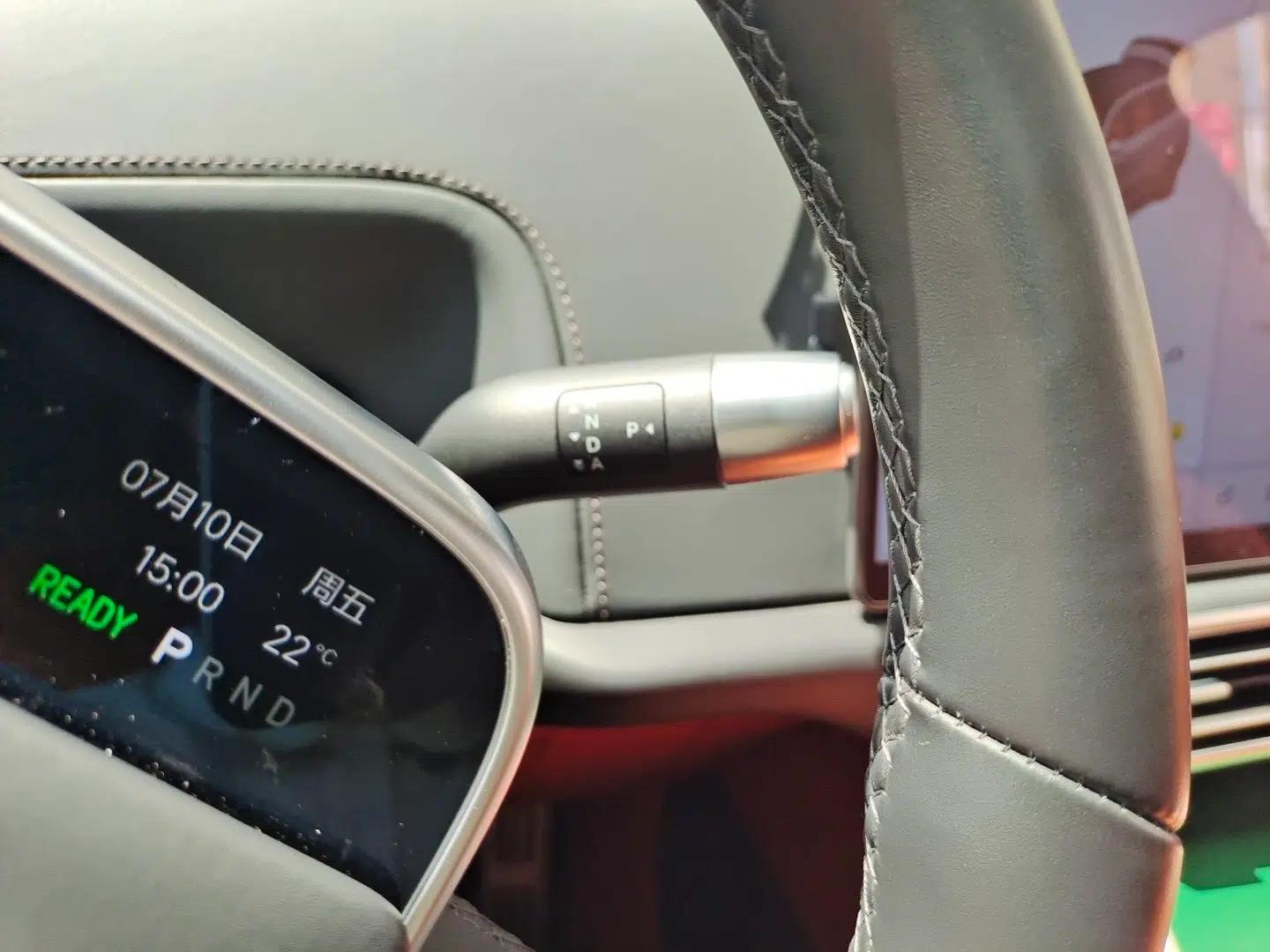 Li Auto L9 2022 Max model — миниатюра 14