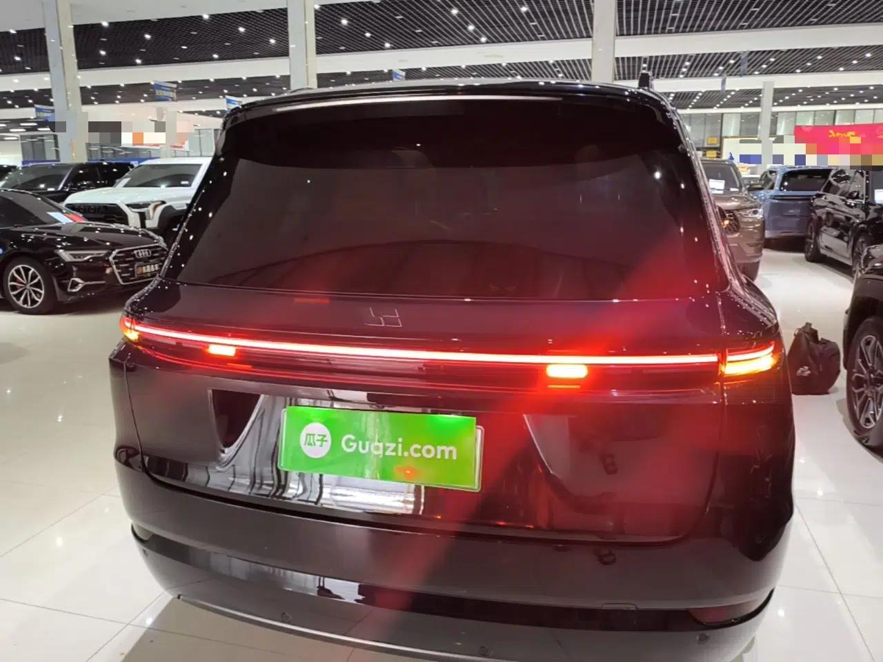 Li Auto L9 2022 Max model — миниатюра 5
