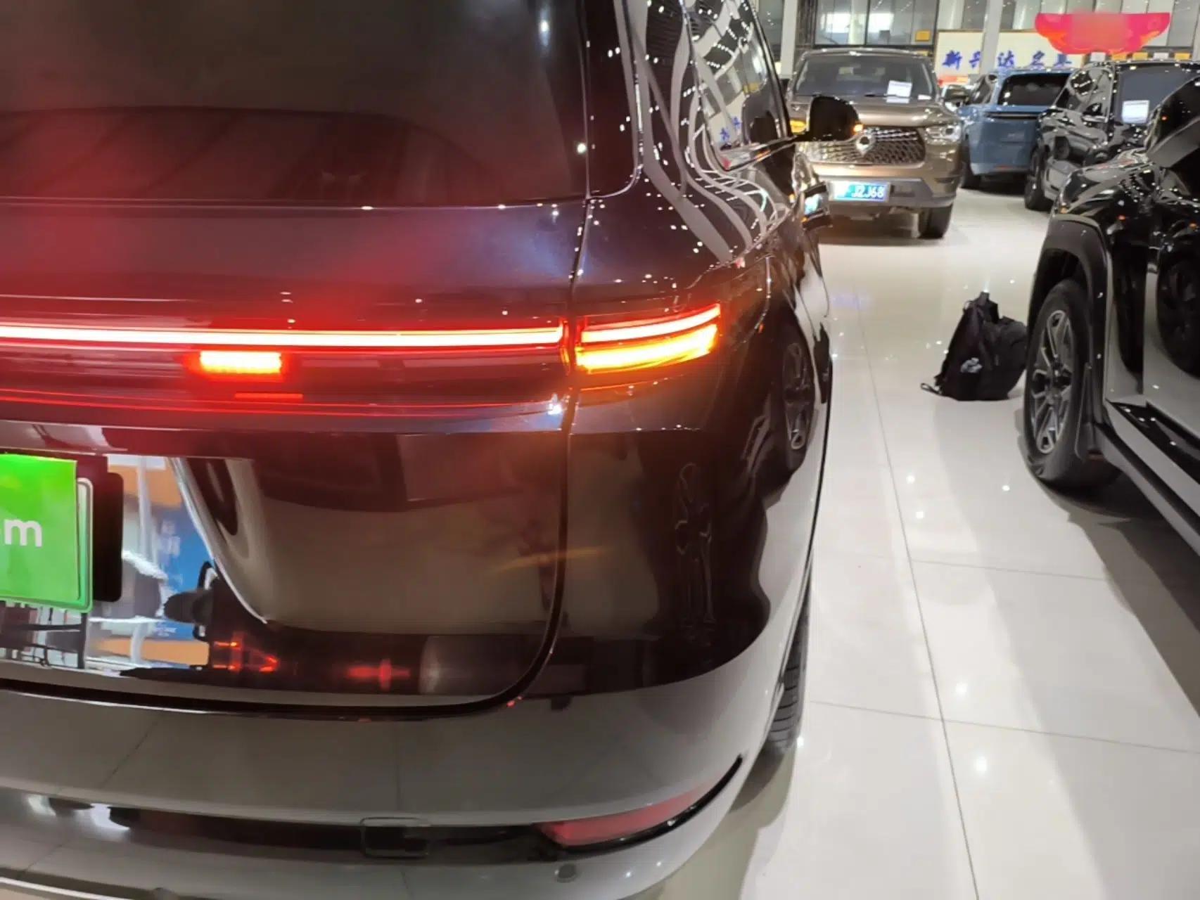 Li Auto L9 2022 Max model — миниатюра 9