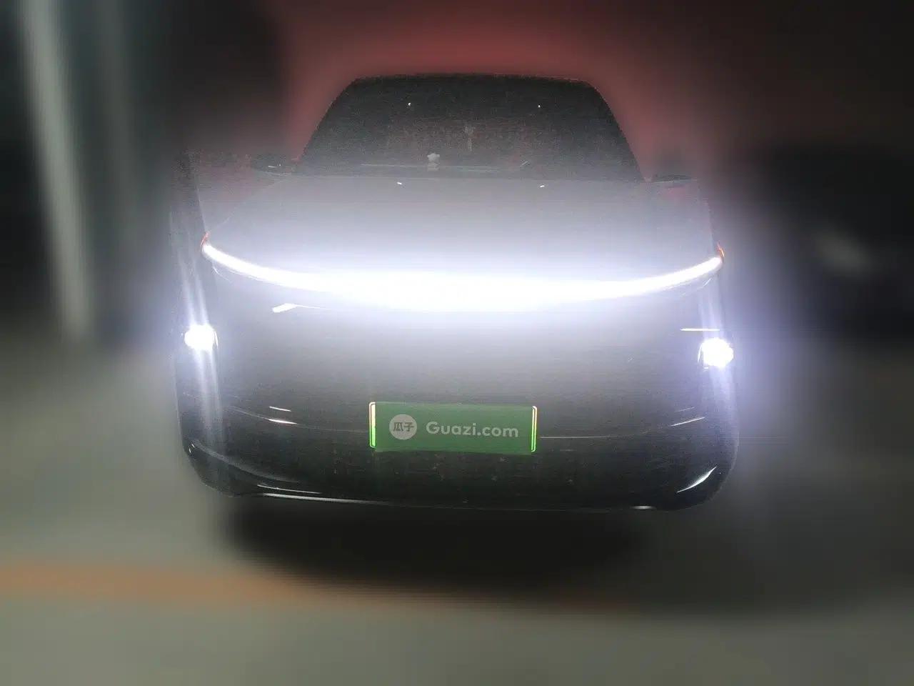 Li Auto L9 2023 Pro Model — миниатюра 2