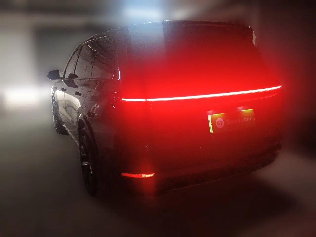 Li Auto L9 2023 Pro Model — миниатюра 4