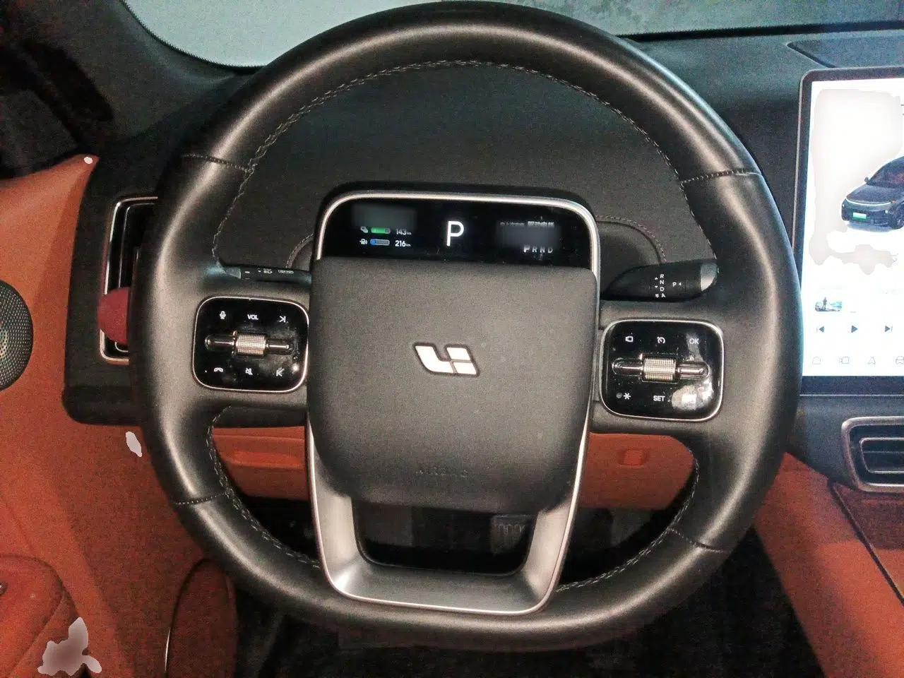 Li Auto L9 2023 Pro Model — миниатюра 10