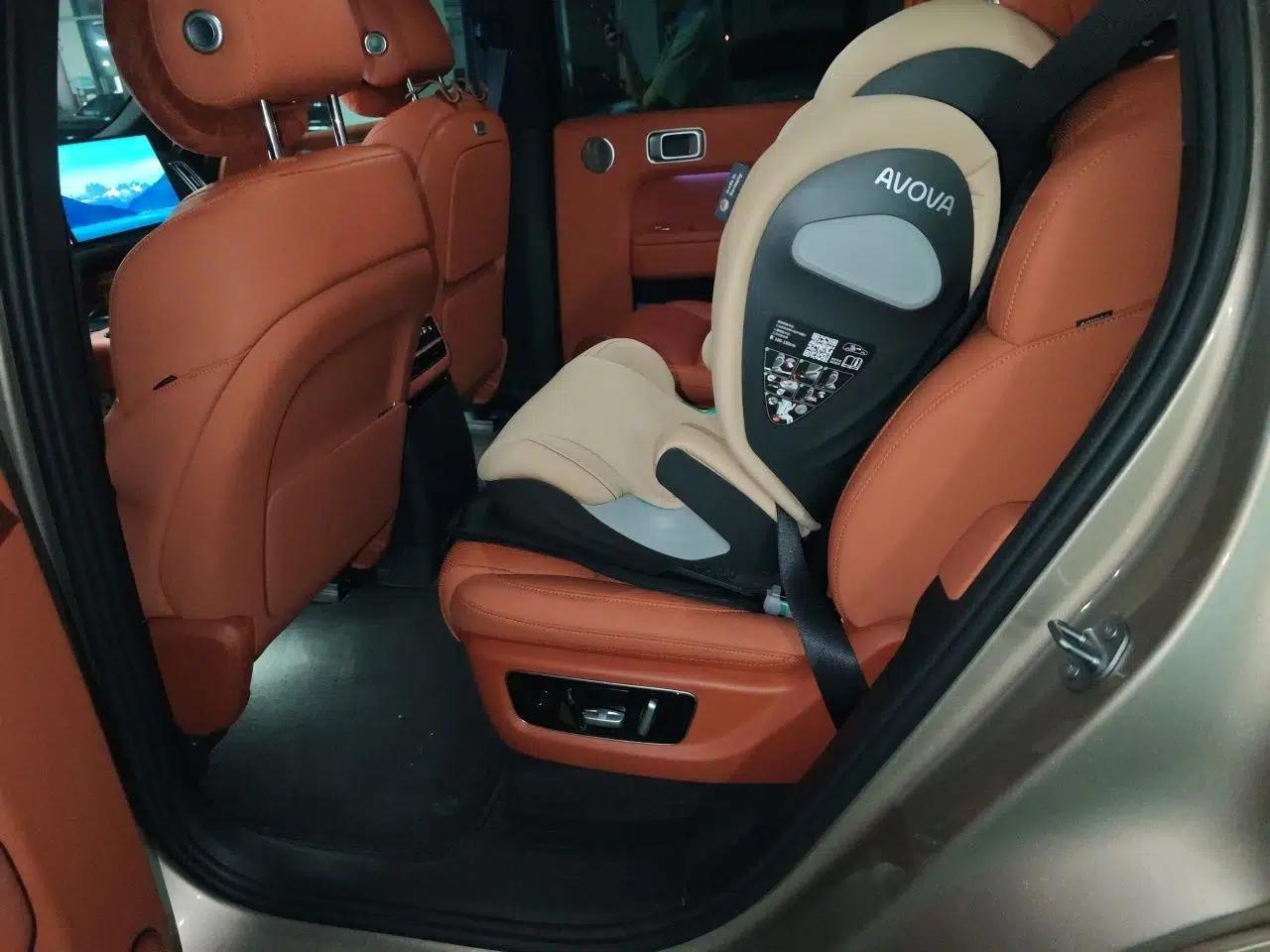 Li Auto L9 2022 Max model — миниатюра 17
