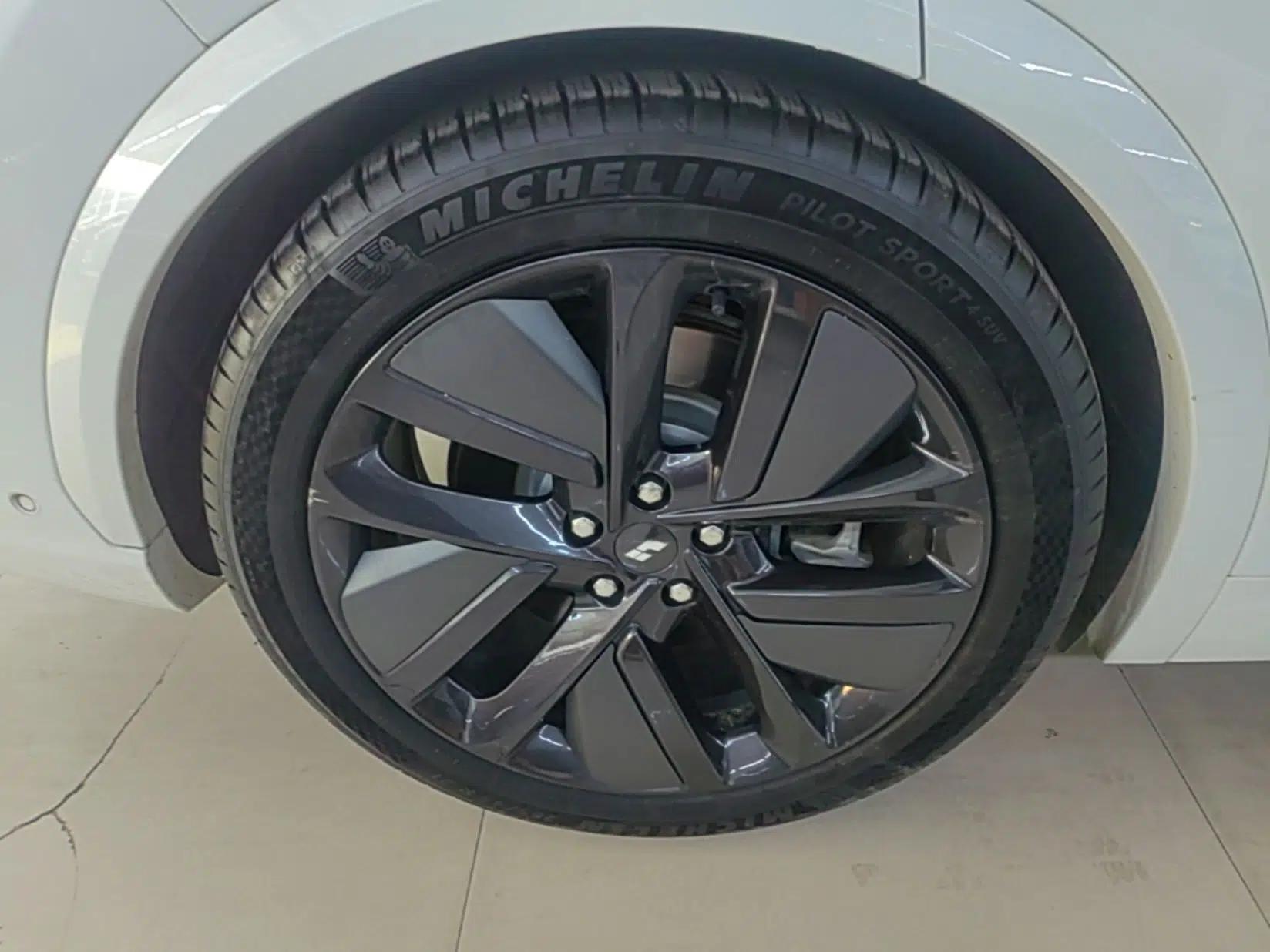 Li Auto L7 2024 Ultra Model — миниатюра 11