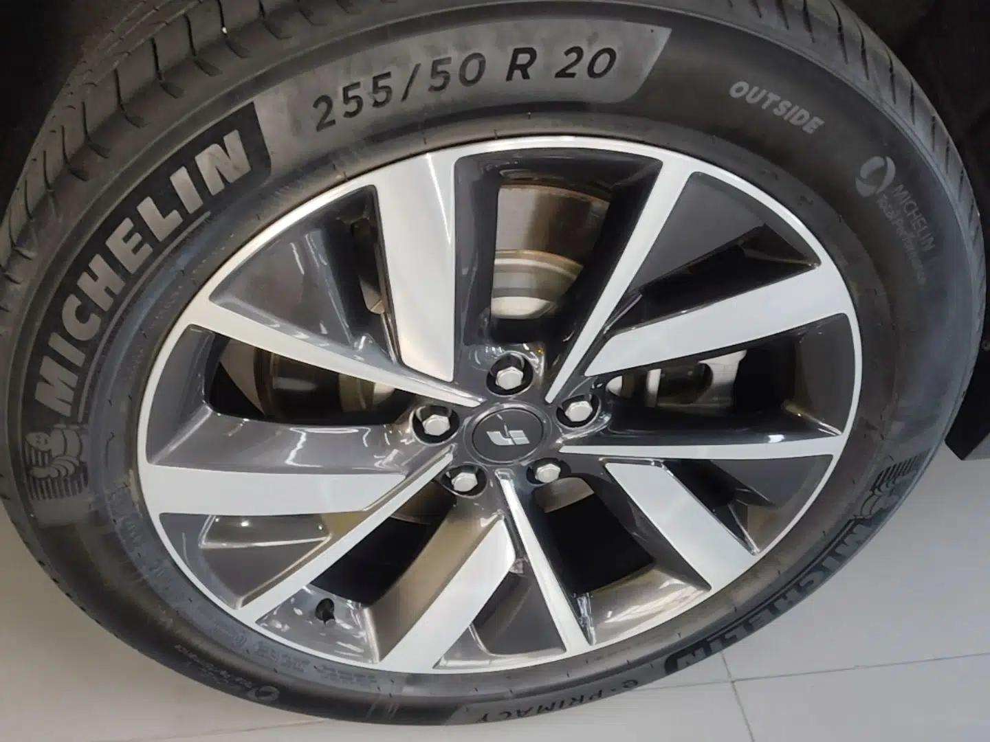 Li Auto L7 2023 Air model — миниатюра 11