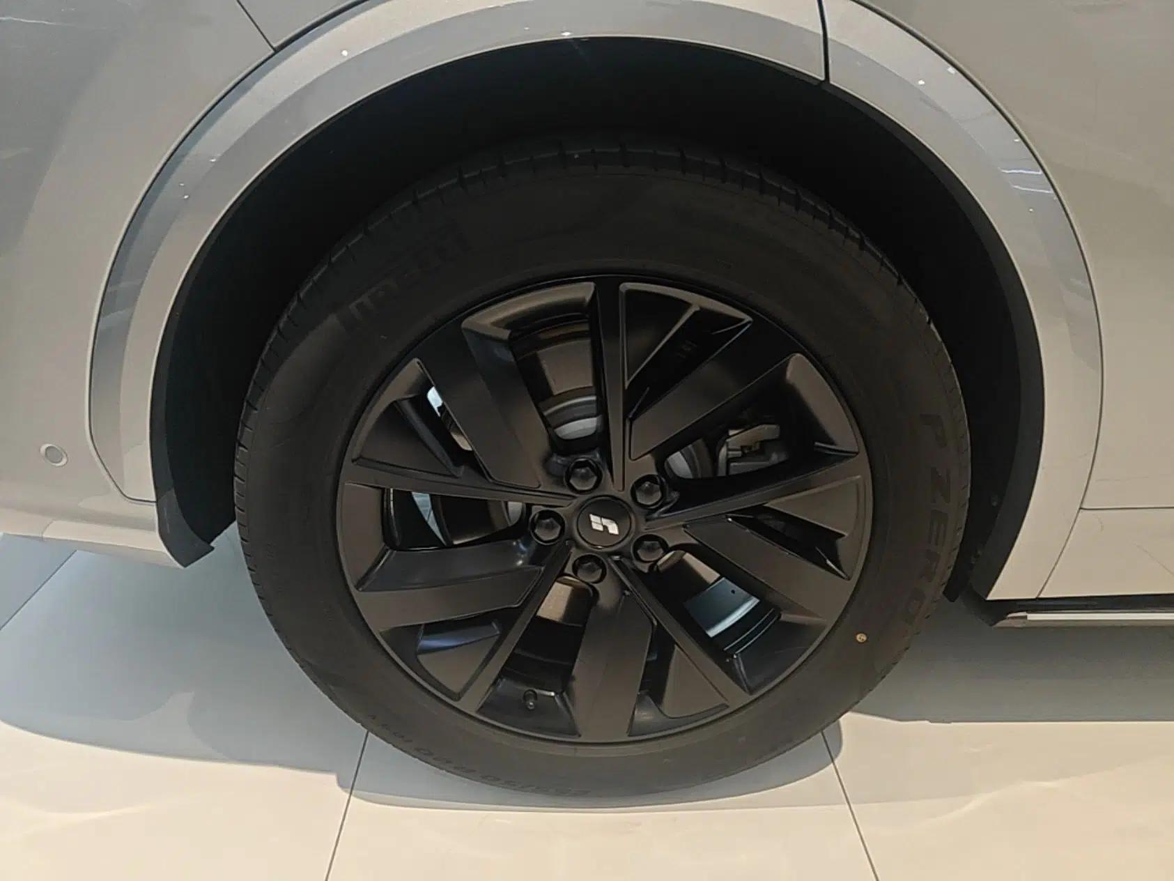 Li Auto L7 2023 Pro Model — миниатюра 11