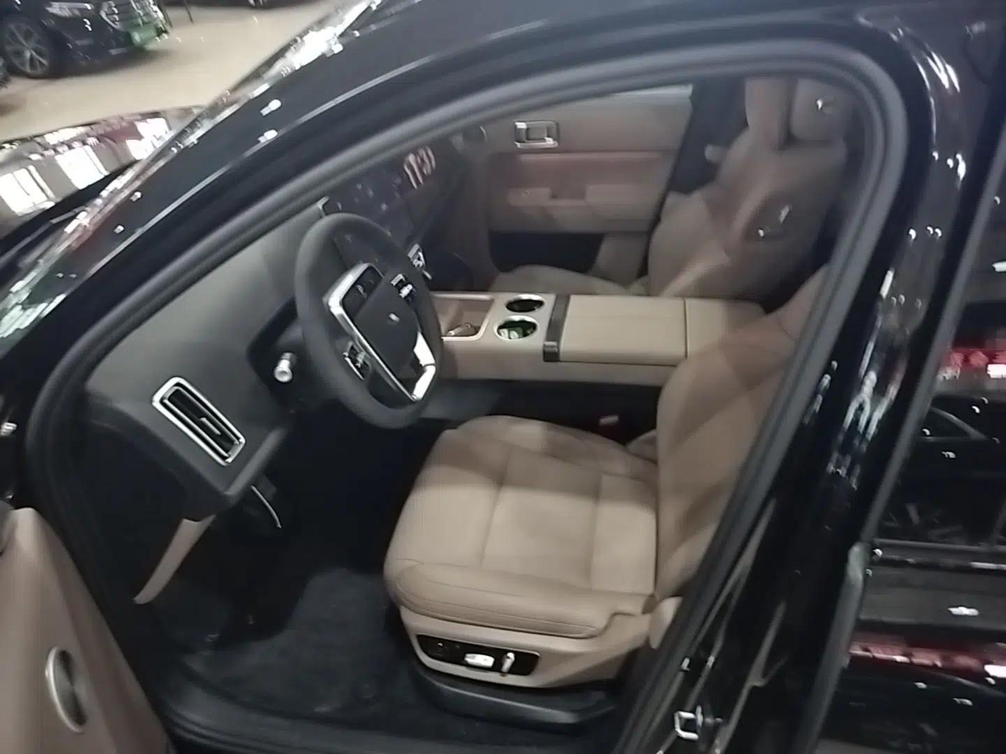 Li Auto L7 2025 Pro Smart Refresh Edition — миниатюра 18