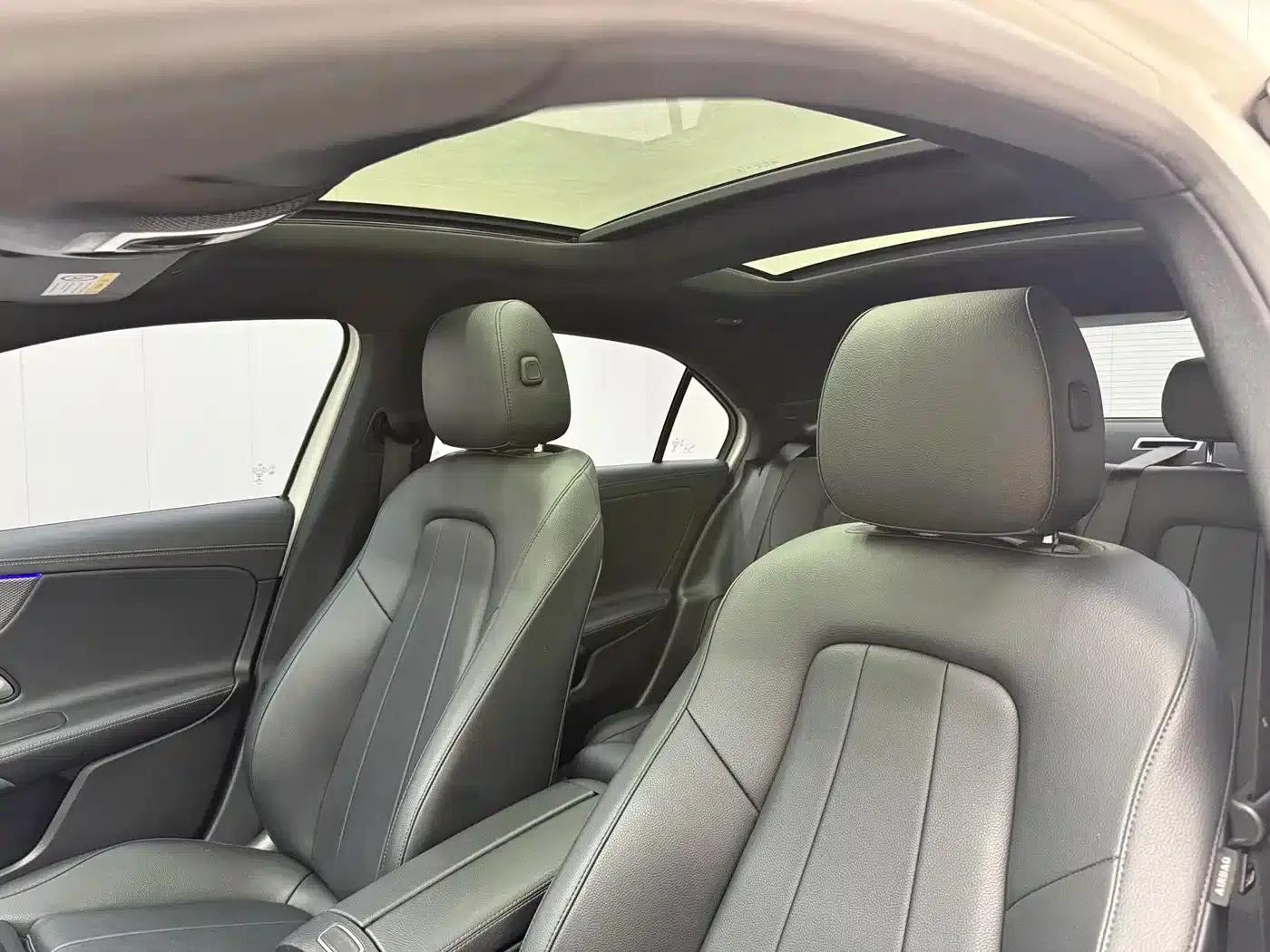 2022 Mercedes-Benz A-Class A 180 L Sport Sedan — миниатюра 8