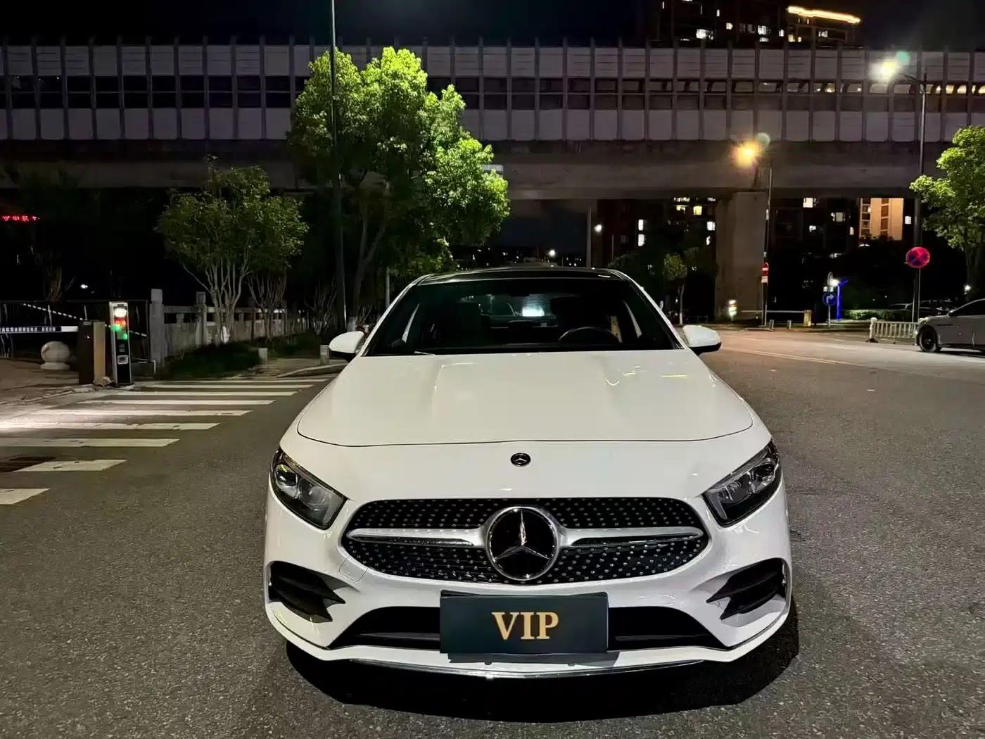 Mercedes-Benz A-Class 2020 A 200 L Sport Sedan — миниатюра 2
