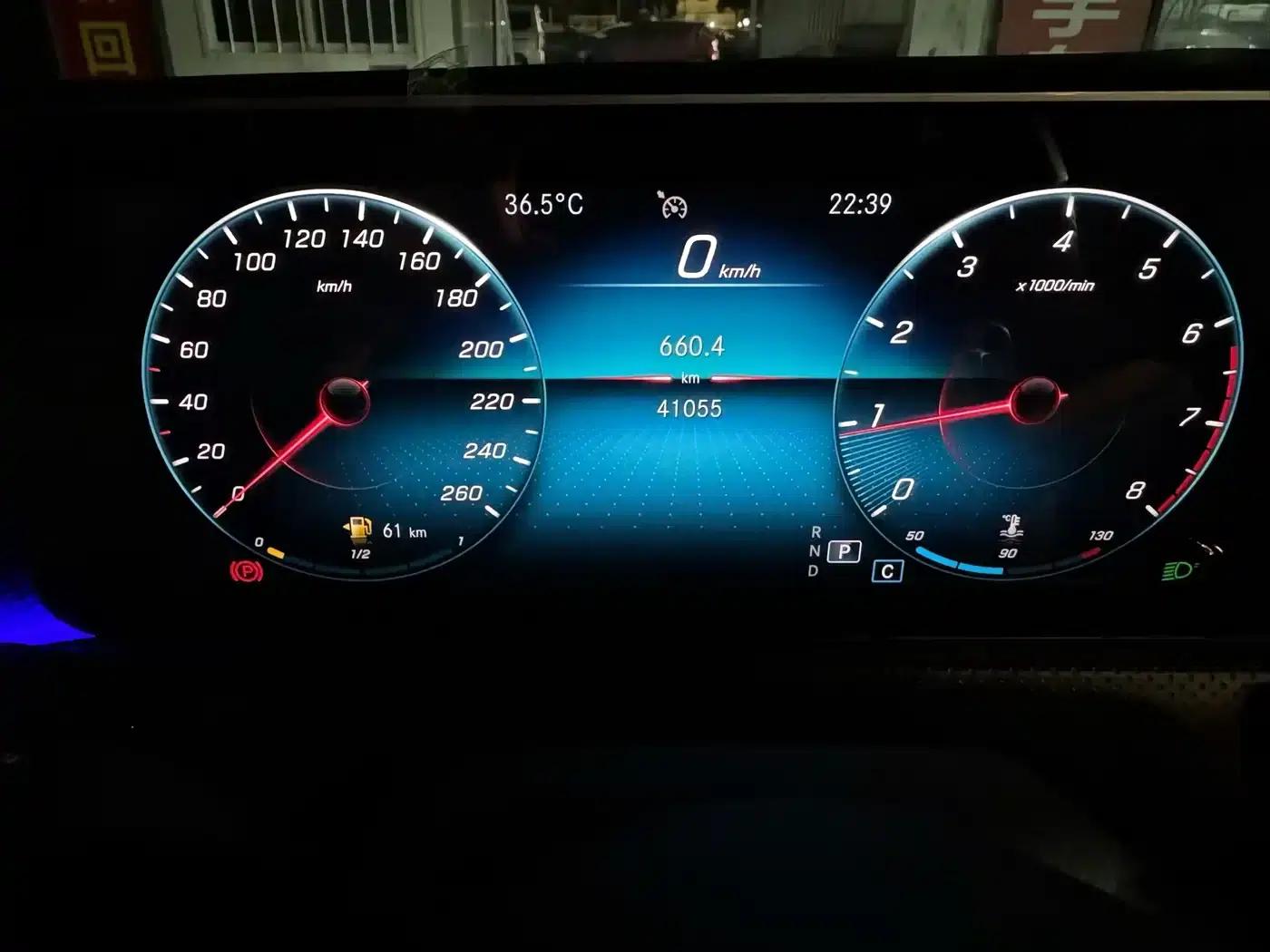 Mercedes-Benz A-Class 2020 A 200 L Sport Sedan — миниатюра 5