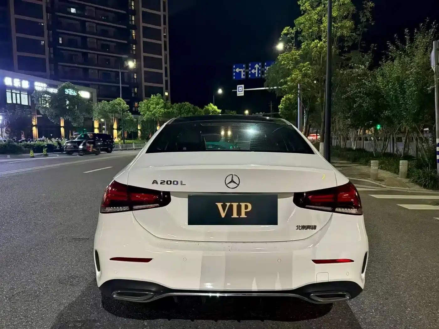 Mercedes-Benz A-Class 2020 A 200 L Sport Sedan — миниатюра 9