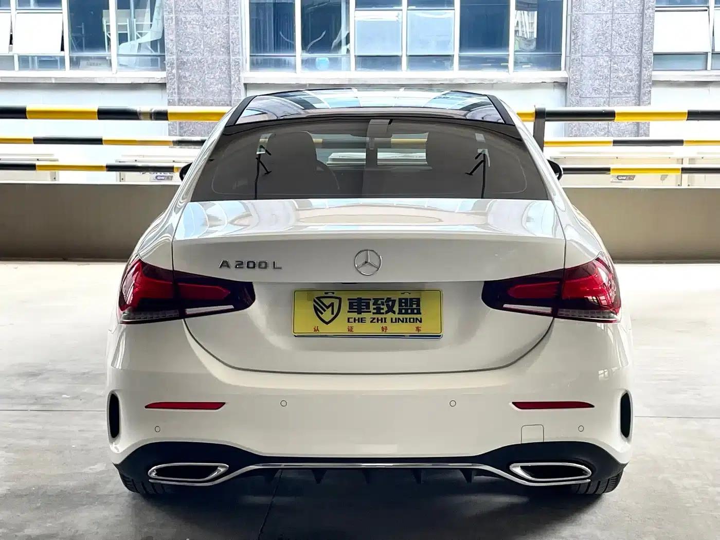 Mercedes-Benz A-Class 2022 Facelift A 200 L Sport Sedan Fashion Model — миниатюра 5