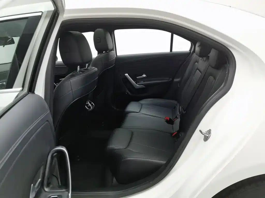 Mercedes-Benz A-Class 2020 Facelift A 180 L Sport Sedan — миниатюра 15