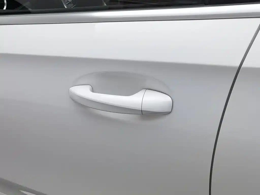 Mercedes-Benz A-Class 2020 Facelift A 180 L Sport Sedan — миниатюра 18