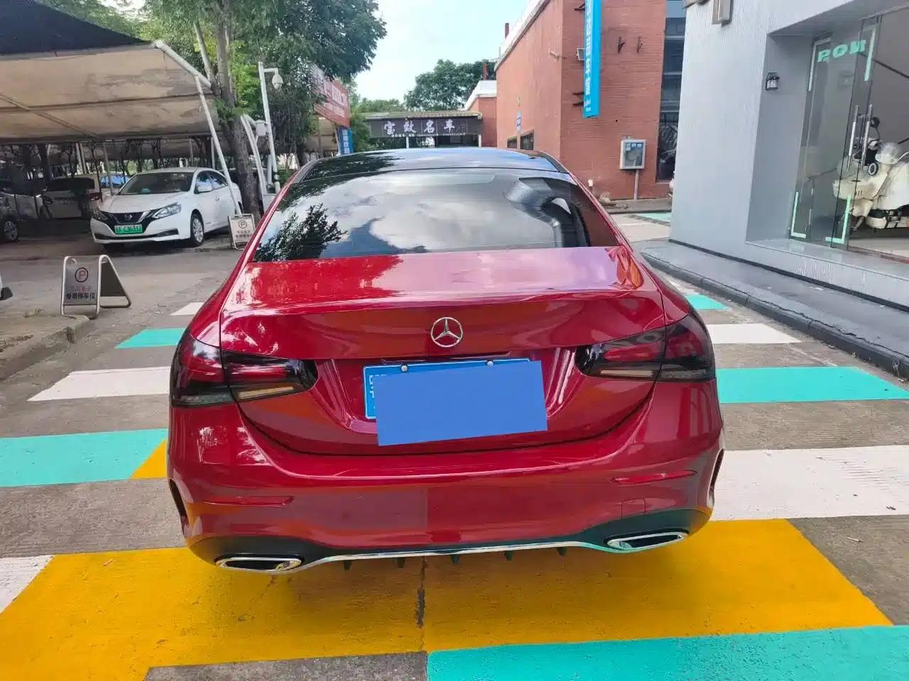Mercedes-Benz A-Class 2021 A 200 L Sport Sedan Fashion Edition — миниатюра 14