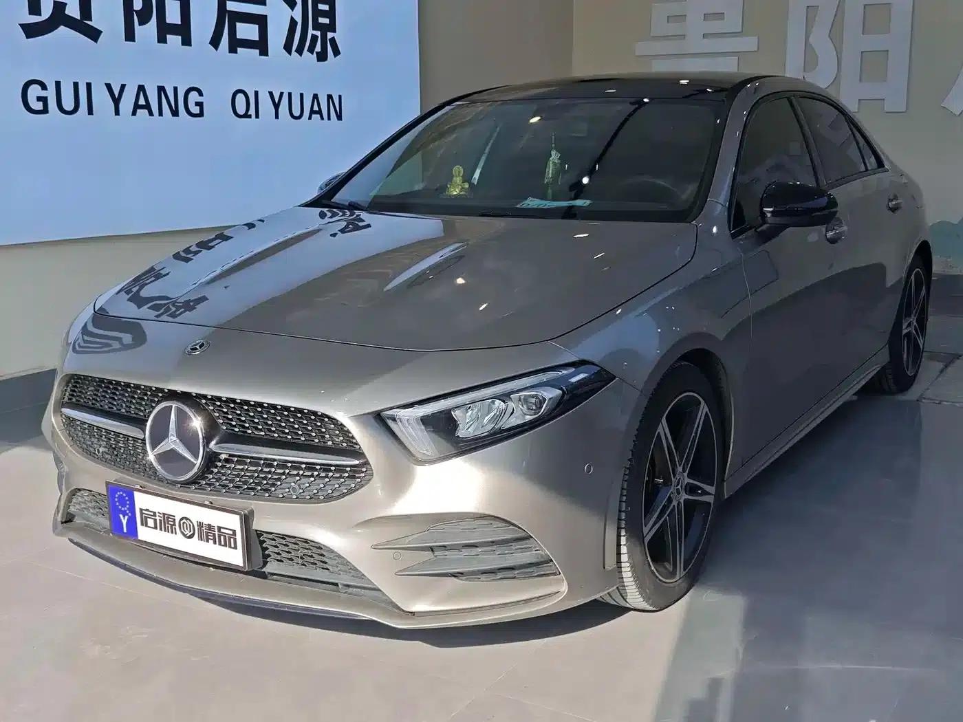 2020 Mercedes-Benz A-Class A 220 L 4MATIC Sport Sedan — миниатюра 1