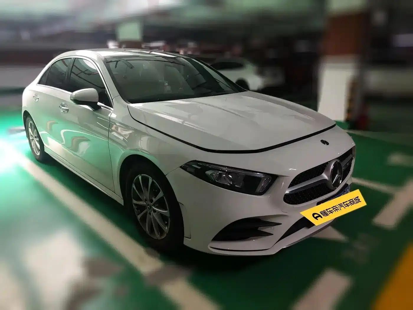 Mercedes-Benz A-Class 2020 A 200 L Sport Sedan — миниатюра 7
