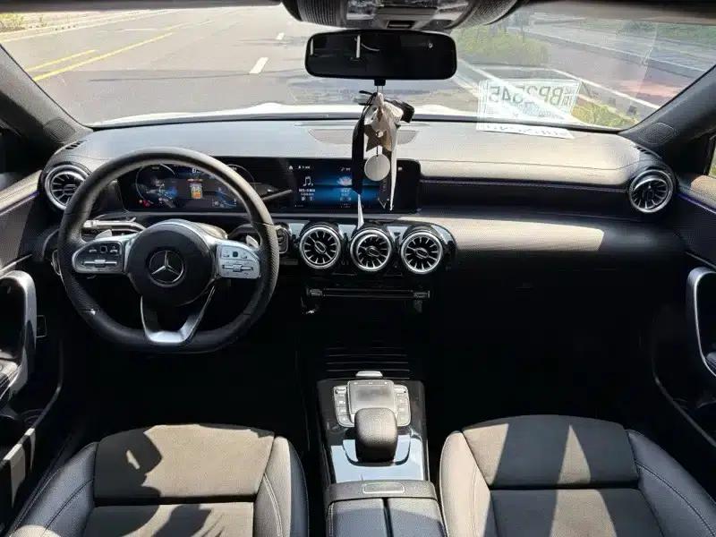 Mercedes-Benz A-Class 2022 A 200 L Sport Sedan Fashion Edition — миниатюра 5