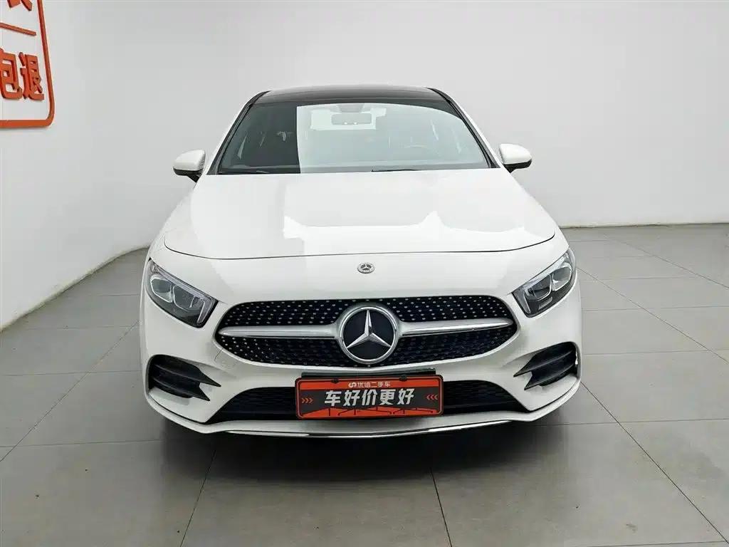 2019 Mercedes-Benz A-Class A 200 L Sport Sedan — миниатюра 2