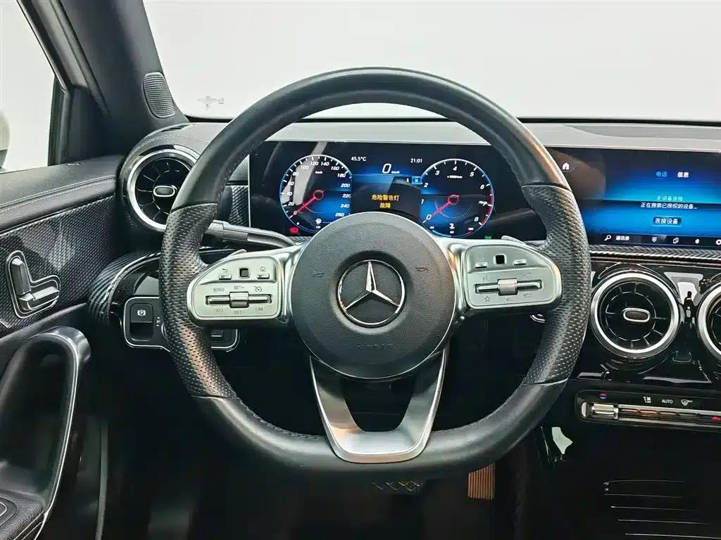 2019 Mercedes-Benz A-Class A 200 L Sport Sedan — миниатюра 15
