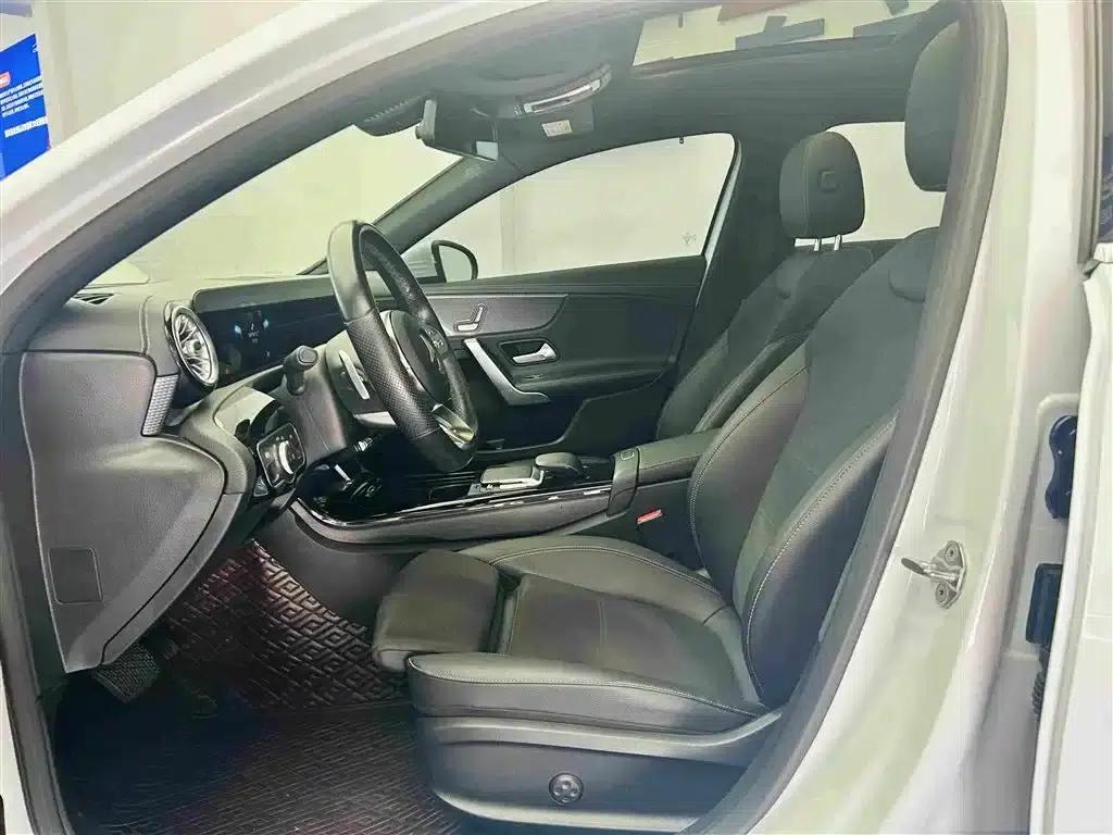 2021 Mercedes-Benz A-Class A 200 L Sport Sedan Dynamic — миниатюра 19