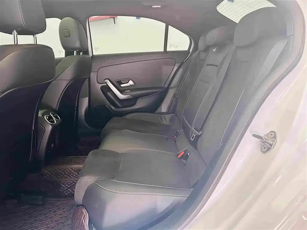 2021 Mercedes-Benz A-Class A 200 L Sport Sedan Dynamic — миниатюра 22
