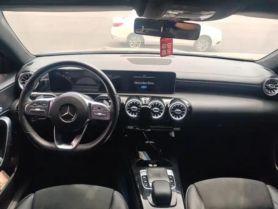 Mercedes-Benz A-Class 2020 A 200 L Sport Sedan — миниатюра 12